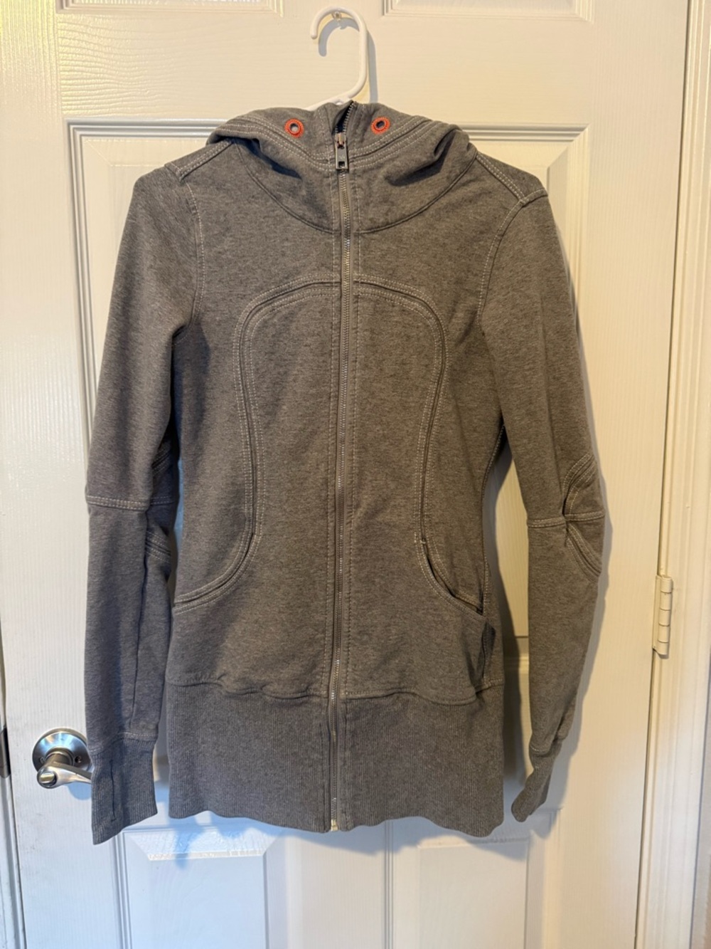Lululemon Scuba Hoodie
Full Zip Grey with Coral
Accents Size 6